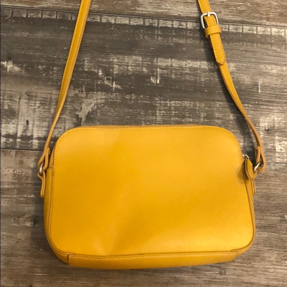 Purse - Picture 2 of 3